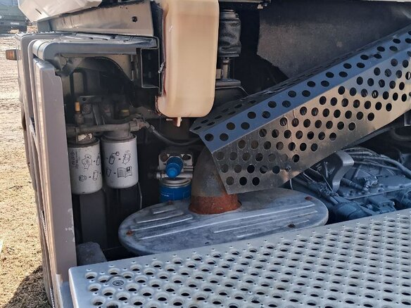 1999 Renault Magnum, белый, 1100000 рублей - вид 6