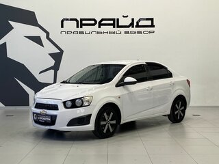 2012 Chevrolet Aveo II, белый, 549900 рублей, вид 1