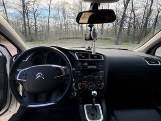 2011 Citroen C4 II, белый, 670000 рублей, вид 5