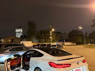2019 BMW M8 I (F91/F92/F93), белый, 9100000 рублей, вид 4