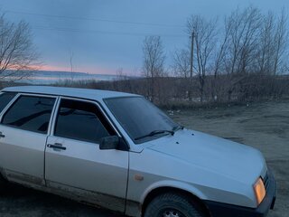 2002 Lada (ВАЗ) 2109, серебристый, 95000 рублей, вид 3
