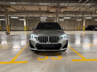 2024 BMW X1 20i xDrive III (U11/U12), серый, 5240000 рублей, вид 2