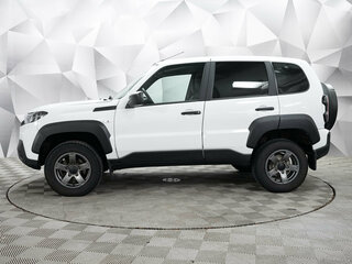 2023 Lada (ВАЗ) Niva Travel I, белый, 1150000 рублей, вид 2
