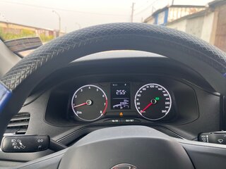 2020 Volkswagen Polo VI, синий, 1550000 рублей, вид 3
