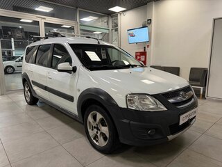 2018 Lada (ВАЗ) Largus Cross I, белый, 759000 рублей, вид 2