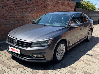 2016 Volkswagen Passat (North America and China) I Рестайлинг, серый, 1700000 рублей, вид 1