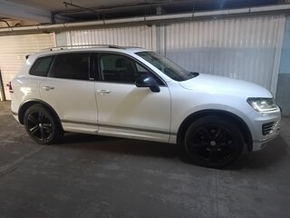 2016 Volkswagen Touareg II Рестайлинг, белый, 2700000 рублей, вид 4