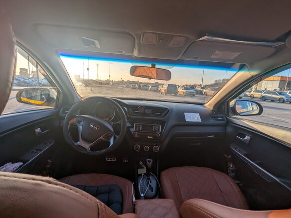 2016 Kia Rio III Рестайлинг, белый, 500000 рублей - вид 6