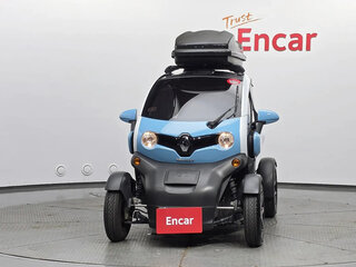 2017 Renault Twizy, голубой, 583002 рублей, вид 2