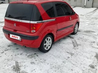 2005 Peugeot 1007, красный, 395000 рублей, вид 5