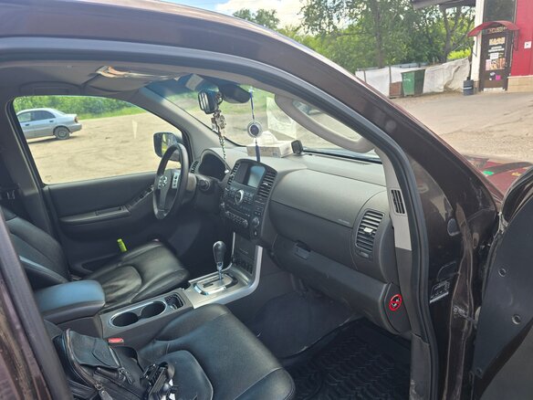 2013 Nissan Pathfinder III Рестайлинг, серый, 1750000 рублей - вид 8