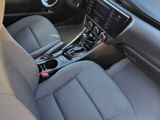 2017 Toyota Corolla XI (E160, E170, E180) Рестайлинг 1, чёрный, 1950000 рублей, вид 5