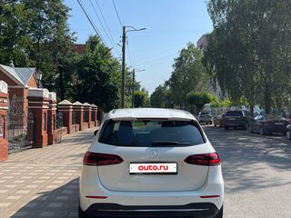 2019 Mercedes-Benz B-Класс 180 d III (W247), белый, 2400000 рублей, вид 4