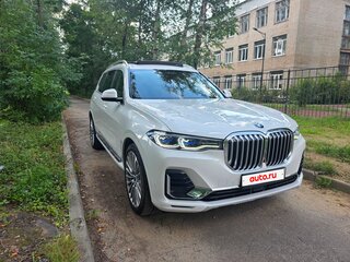 2021 BMW X7 40i I (G07), белый, 8800000 рублей, вид 2