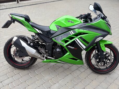 2014 Kawasaki Ninja 300, зелёный, 300000 рублей, вид 3