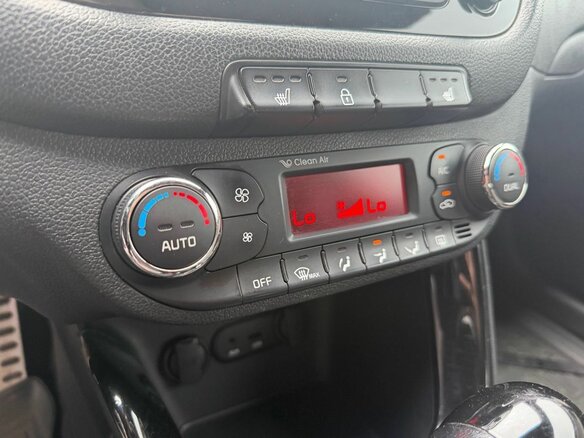 2013 Kia Ceed II, серебристый, 1020000 рублей - вид 10