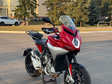 2016 MV Agusta Turismo Veloce 800, красный, 829000 рублей, вид 1
