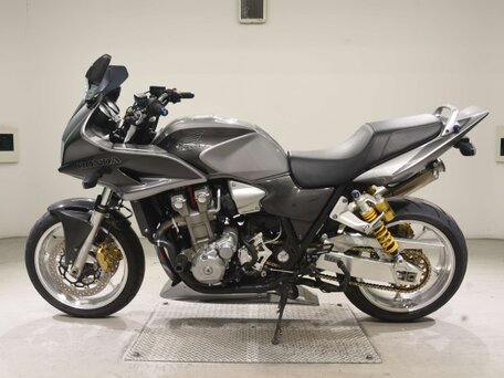 2007 Honda CB 1300, серебристый, 699000 рублей, вид 1
