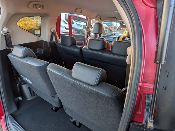 2020 Honda Freed II Рестайлинг, красный, 1500000 рублей - вид 15