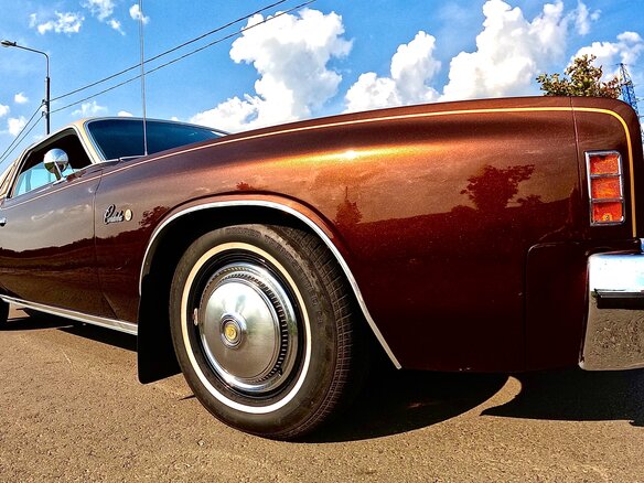 1976 Chrysler Cordoba I, коричневый, 8000000 рублей - вид 5