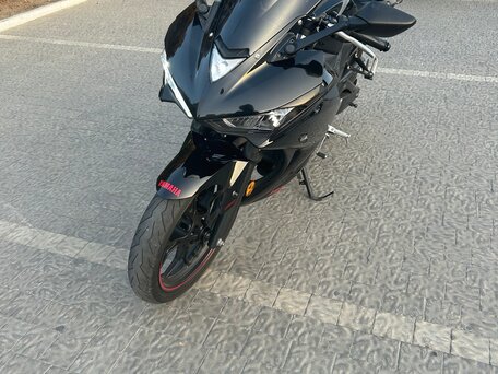 2015 Yamaha YZF-R3, чёрный, 430000 рублей, вид 3