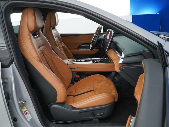 2024 Mazda EZ-6 28.4 kWh, серый, 3649521 рублей - вид 7
