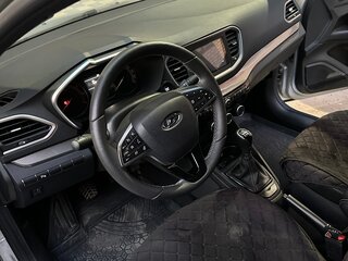2024 Lada (ВАЗ) Vesta I Рестайлинг (NG), серебристый, 1300000 рублей, вид 4