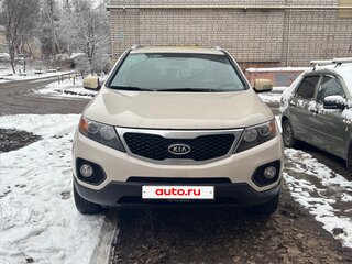 2010 Kia Sorento II, бежевый, 930000 рублей, вид 2