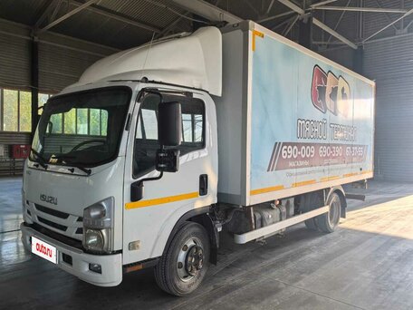 2020 Isuzu Elf (N-series), белый, 4500000 рублей, вид 1