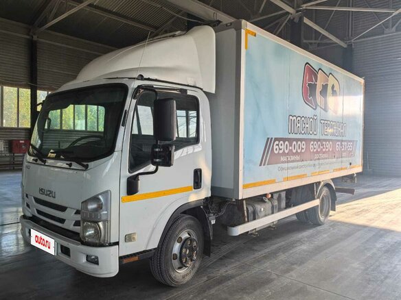 2020 Isuzu Elf (N-series), белый, 4500000 рублей
