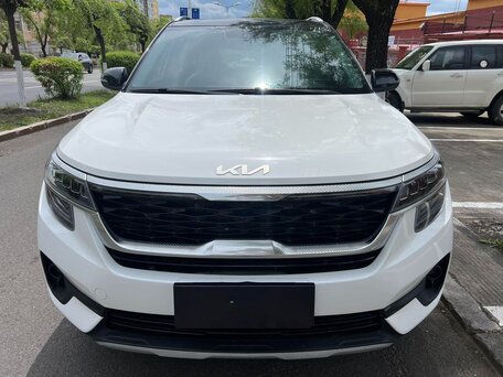 2021 Kia KX3, белый, 1530000 рублей, вид 2