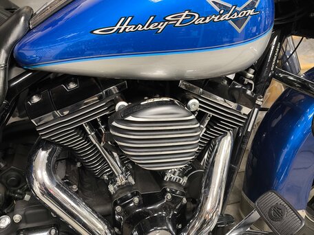 2010 Harley-Davidson Road King, синий, 920000 рублей, вид 4