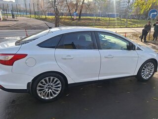 2013 Ford Focus III, белый, 910000 рублей, вид 3