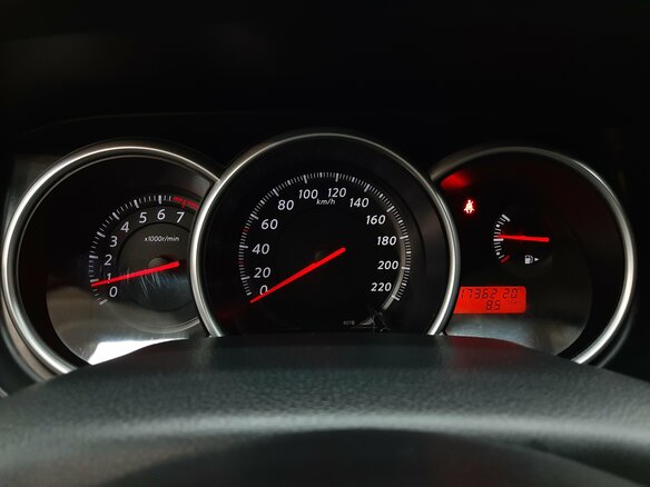 2010 Nissan Tiida I Рестайлинг, чёрный - вид 7
