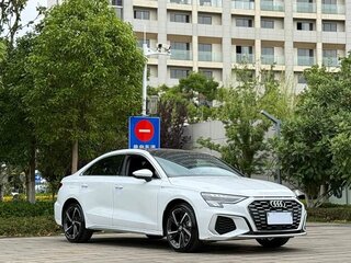 2022 Audi A3 35 TFSI Long IV (8Y), белый, 1790000 рублей, вид 3