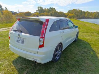 2009 Honda Stream II Рестайлинг, белый, 1150000 рублей, вид 5