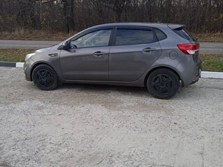 2016 Kia Rio III Рестайлинг, серый, 1100000 рублей, вид 2