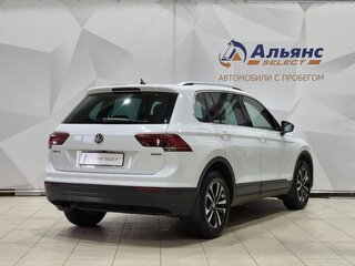 2019 Volkswagen Tiguan II, белый, 2400000 рублей, вид 3