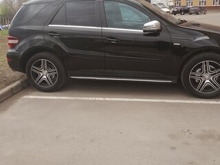 2011 Mercedes-Benz M-Класс 350 II (W164) Рестайлинг, чёрный, 2400000 рублей, вид 3