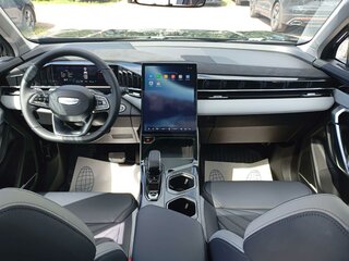 2024 Geely Atlas II, чёрный, 2677500 рублей, вид 5