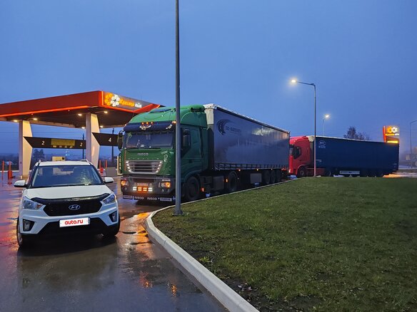 2004 Iveco Stralis, зелёный, 1400000 рублей - вид 10