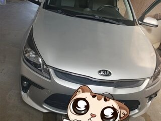 2020 Kia Rio IV, серый, 1550000 рублей, вид 1