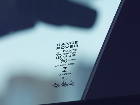 2021 Land Rover Range Rover Long IV Рестайлинг, чёрный, 9999999 рублей - вид 18