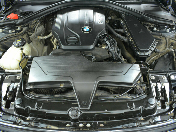 2015 BMW 3 серии Gran Turismo 320d xDrive VI (F3x), чёрный, 2750000 рублей - вид 22