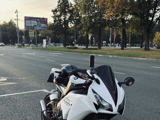 2014 Honda CBR 1000 RR/RA Fireblade, белый, 1040000 рублей, вид 1