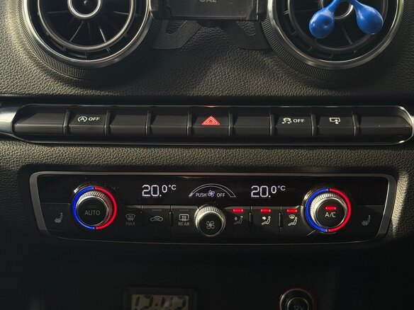 2014 Audi A3 III (8V), серый, 1500000 рублей - вид 14