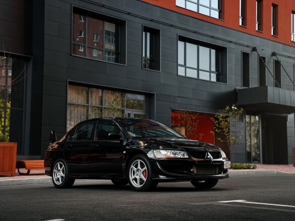 2004 Mitsubishi Lancer Evolution VIII, чёрный - вид 5