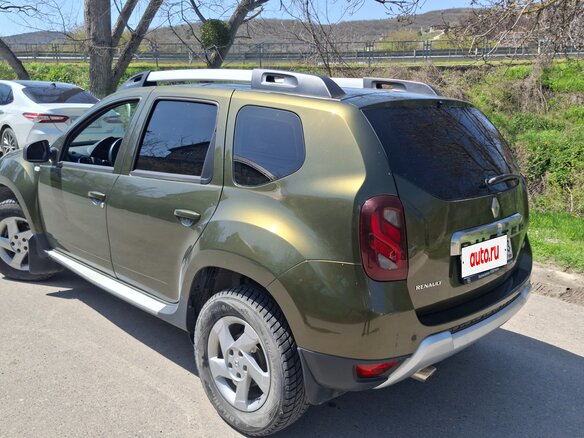 2017 Renault Duster I Рестайлинг, зелёный, 1250000 рублей - вид 4