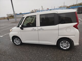 2019 Toyota Roomy I, белый, 910000 рублей, вид 2