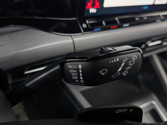 2022 Volkswagen Golf VIII, серый - вид 21